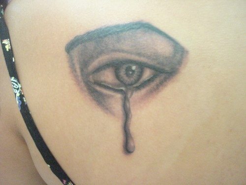 augen tattoo 1009