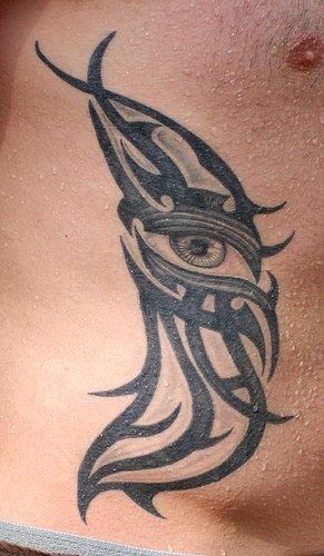 augen tattoo 1020