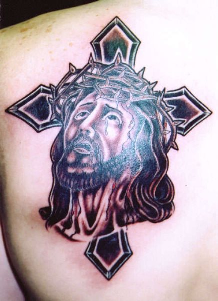 Tatuajes bíblicos con diseños de Jesucristo