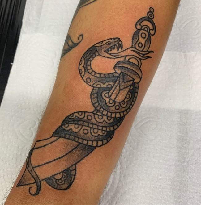 tattoo cobra 168