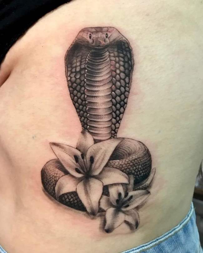 tattoo cobra 52